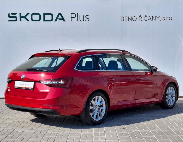 Škoda Superb Kombi 2,0 l 110 kw