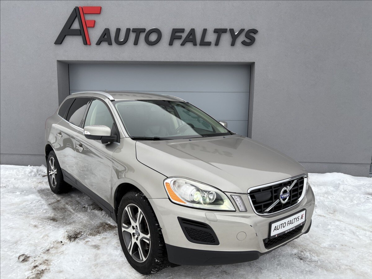 Volvo XC60 SUV 2,4 l 120 kw