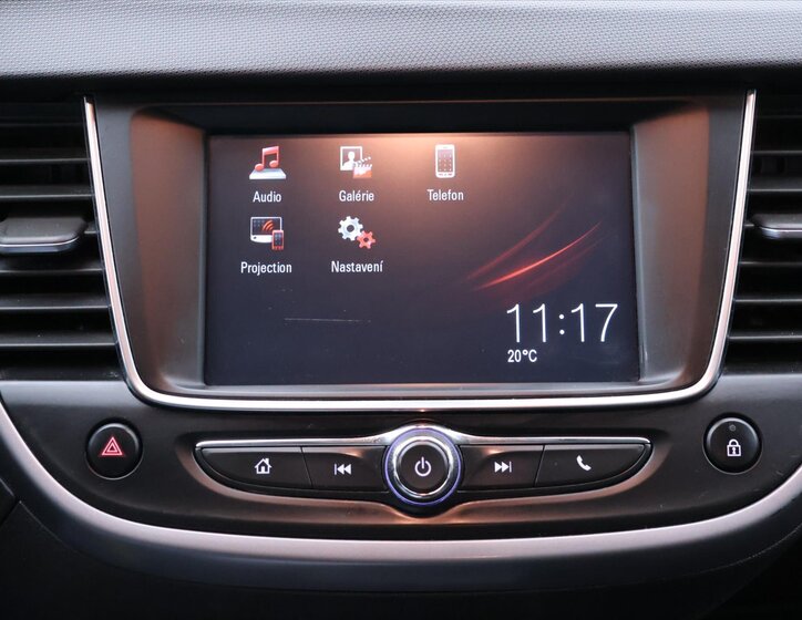 Opel Crossland X SUV / Terénní 1,5 l 75 kw