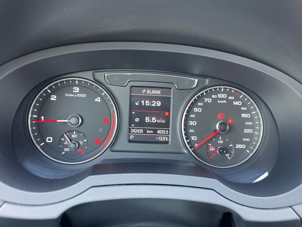 Audi Q3 SUV / Terénní 2,0 l 110 kw