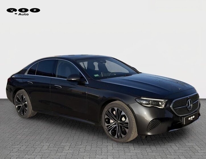 Mercedes-Benz Třídy E Sedan / Limuzína 2,0 l 225 kw