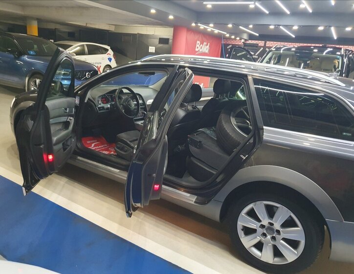 Audi A6 Allroad Kombi 3,0 l 176 kw