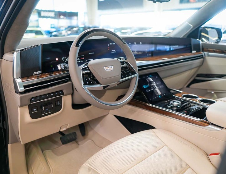 Cadillac Escalade 14