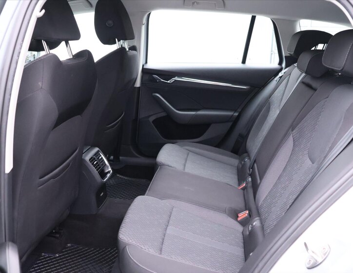 Škoda Octavia Kombi 1,5 l 110 kw