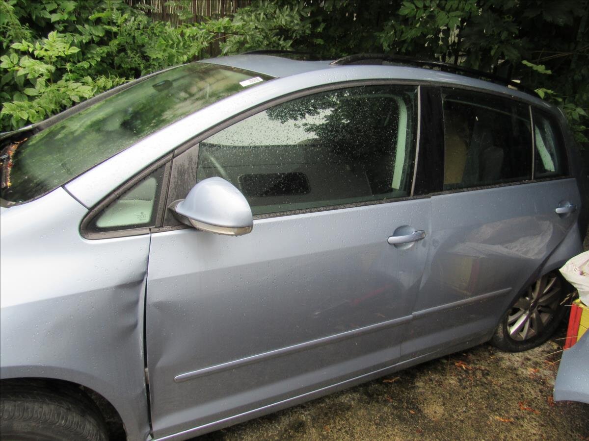 Volkswagen Golf Plus Hatchback 1,2 l 77 kw