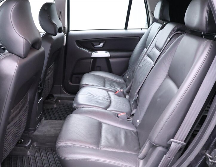 Volvo XC90 16