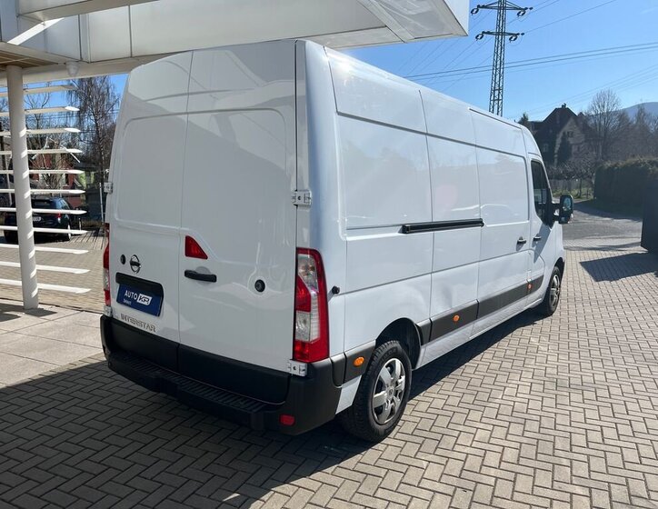 Nissan Interstar Skříň 2,3 l 100 kw