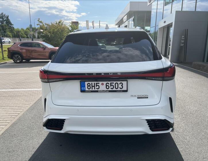 Lexus RX 500h 6