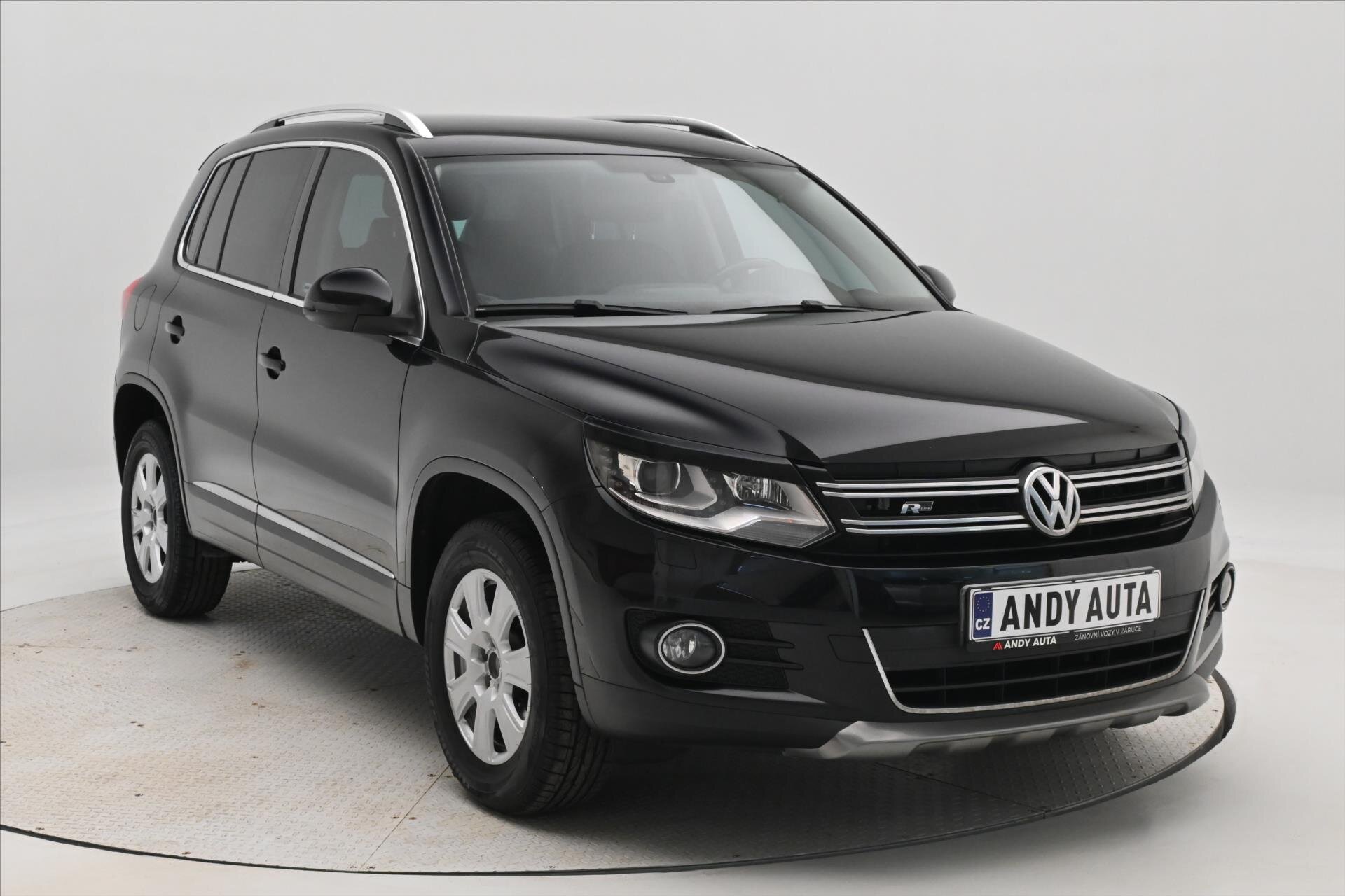 Volkswagen Tiguan SUV 2,0 l 103 kw