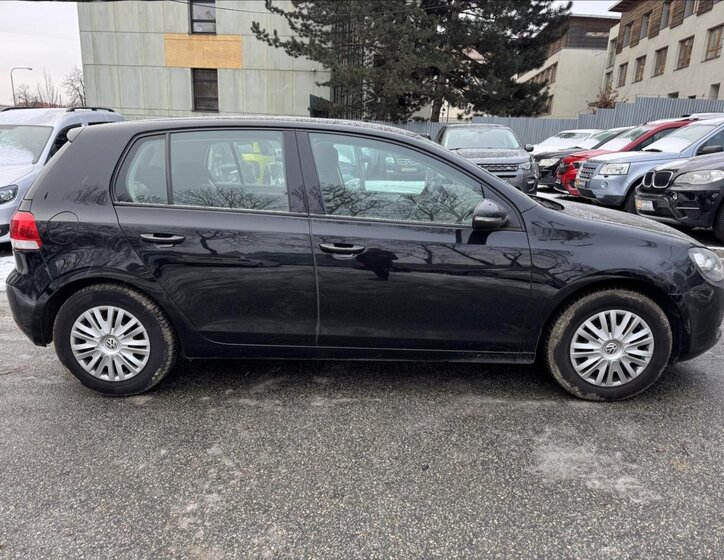 Volkswagen Golf Hatchback 1,6 l 77 kw