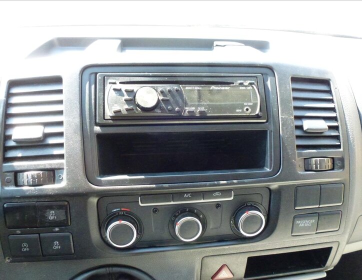 Volkswagen Transporter Skříň 2,0 l 84 kw