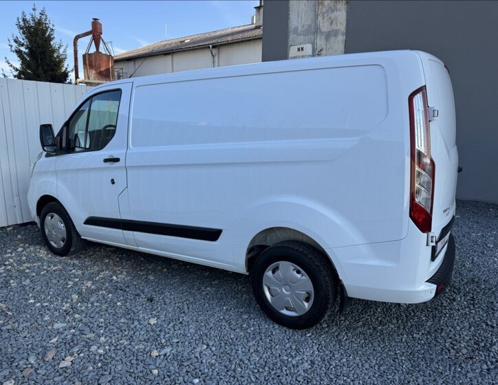 Ford Transit Custom Skříň 2,0 l 77 kw