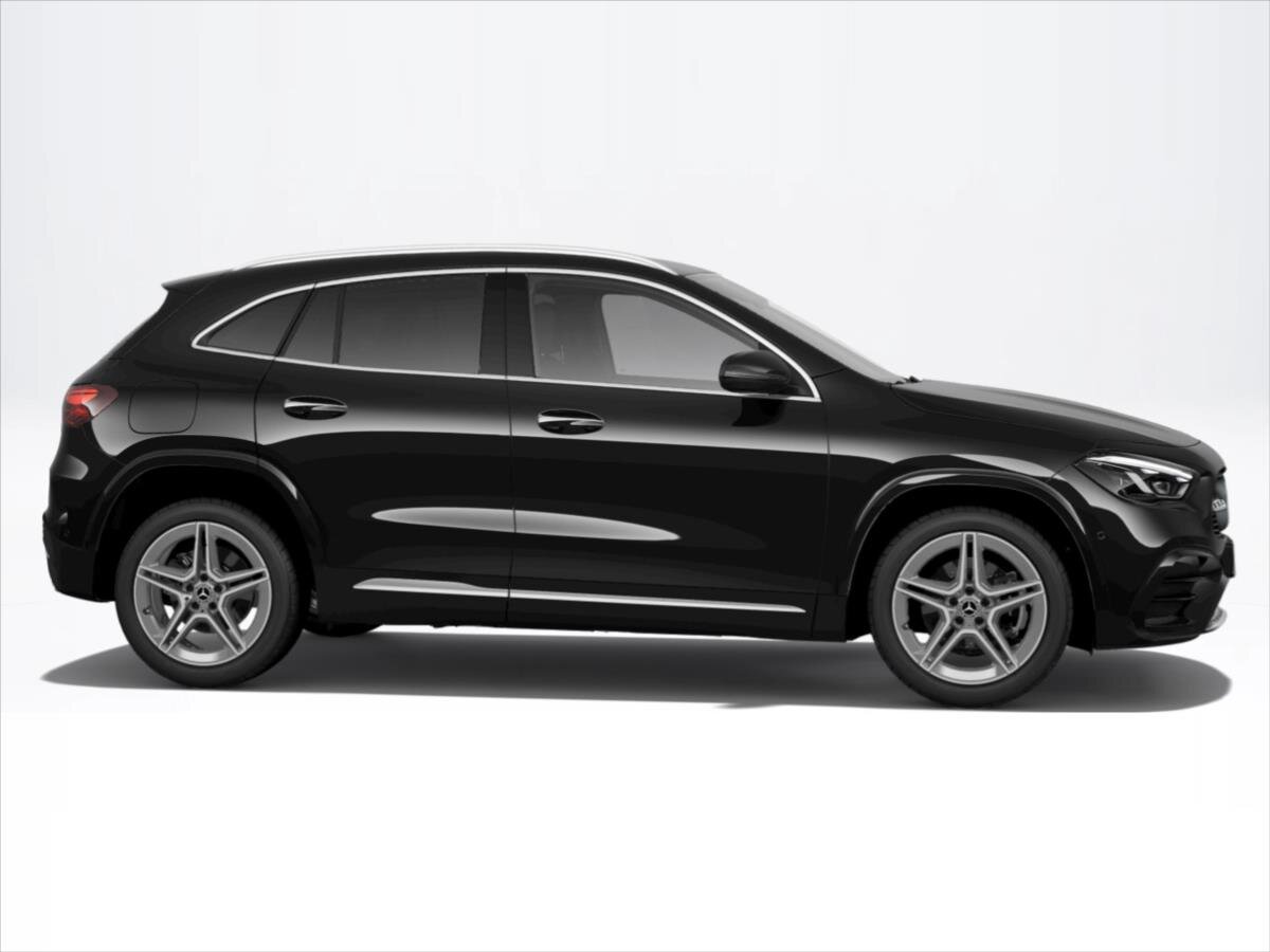 Mercedes-Benz GLA SUV / Terénní 1,3 l 120 kw