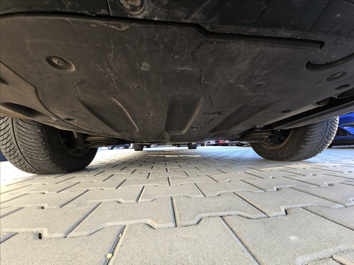 Mercedes-Benz Třídy V Kombi 2,0 l 174 kw