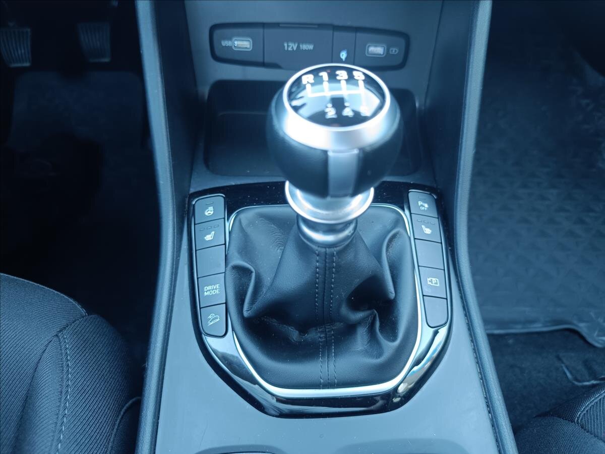 Hyundai Tucson SUV / Terénní 1,6 l 100 kw