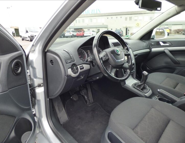 Škoda Octavia Kombi 2,0 l 103 kw