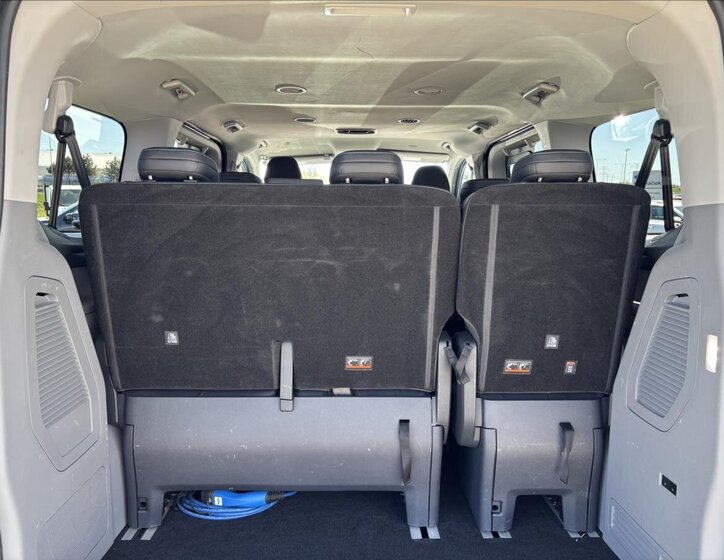 Ford Tourneo Custom Kombi 2,5 l 171 kw