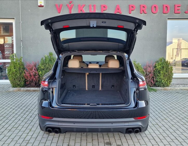 Porsche Cayenne SUV / Terénní 3,0 l 250 kw