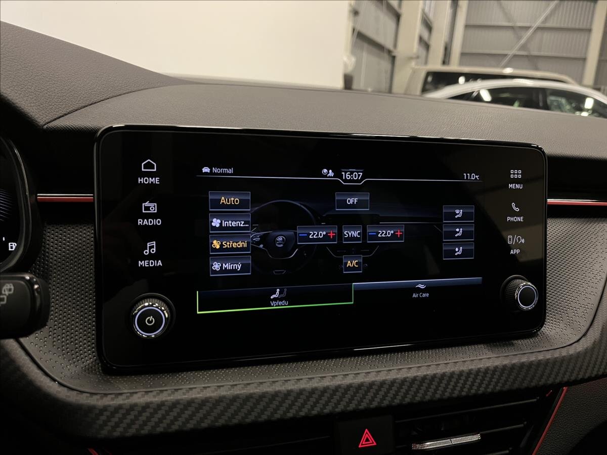 Škoda Kamiq SUV 999,0 85 kw