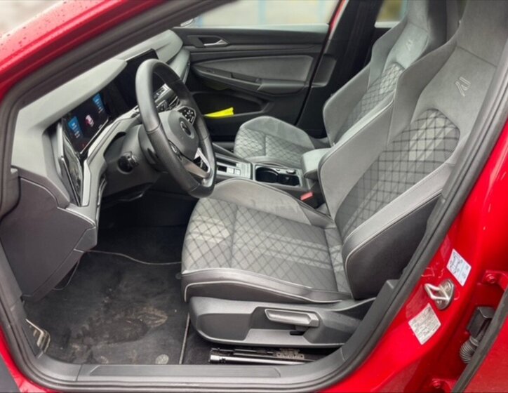 Volkswagen Golf Kombi 2,0 l 110 kw