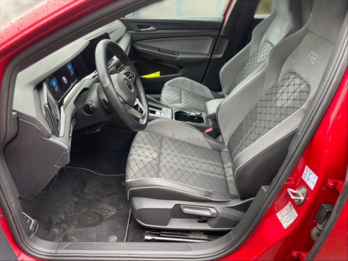 Volkswagen Golf Kombi 2,0 l 110 kw