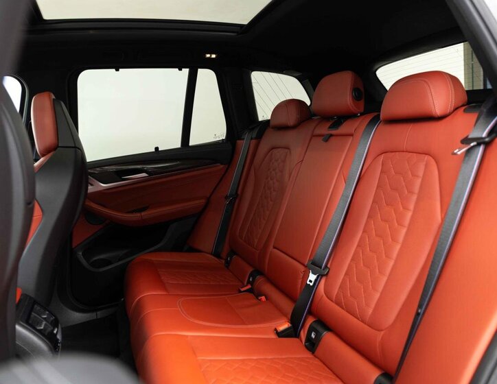 BMW X3 SUV / Terénní 3,0 l 375 kw