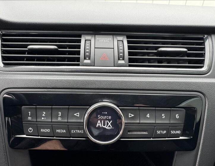 Škoda Rapid Hatchback 999,0 70 kw