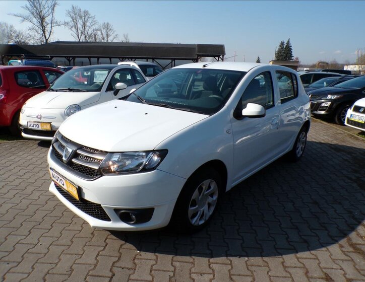 Dacia Sandero Hatchback 1,1 l 54 kw