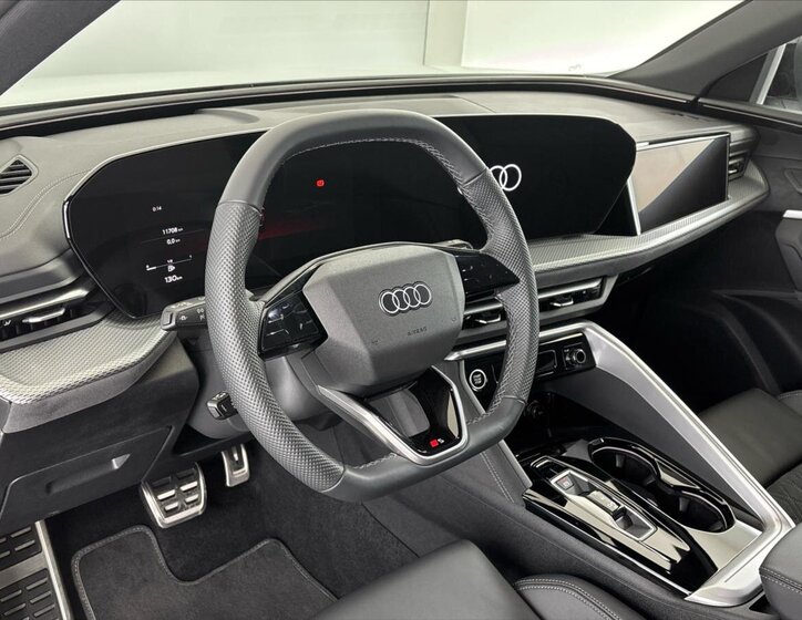 Audi Q5 SUV / Terénní 2,0 l 150 kw