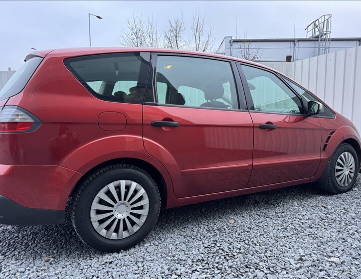 Ford S-MAX MPV 2,0 l 96 kw