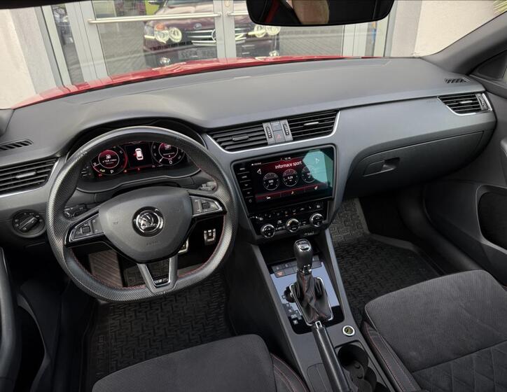 Škoda Octavia 14