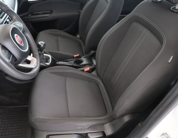 Fiat Tipo Sedan / Limuzína 1,4 l 70 kw