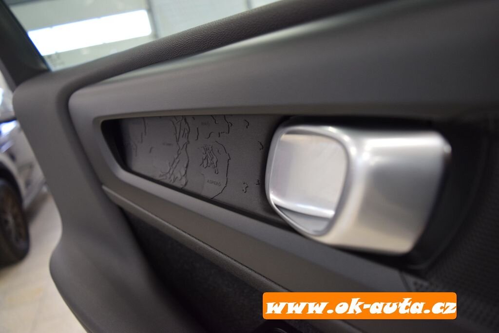 Volvo XC40 SUV 0,0 95 kw