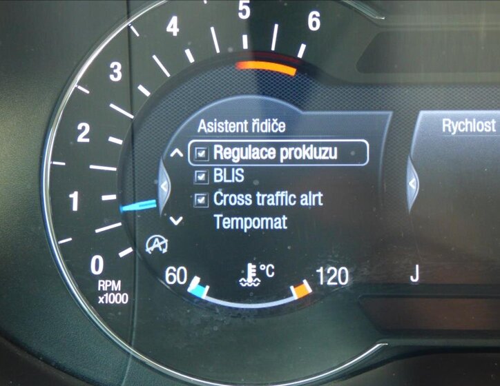 Ford S-MAX MPV 2,0 l 110 kw