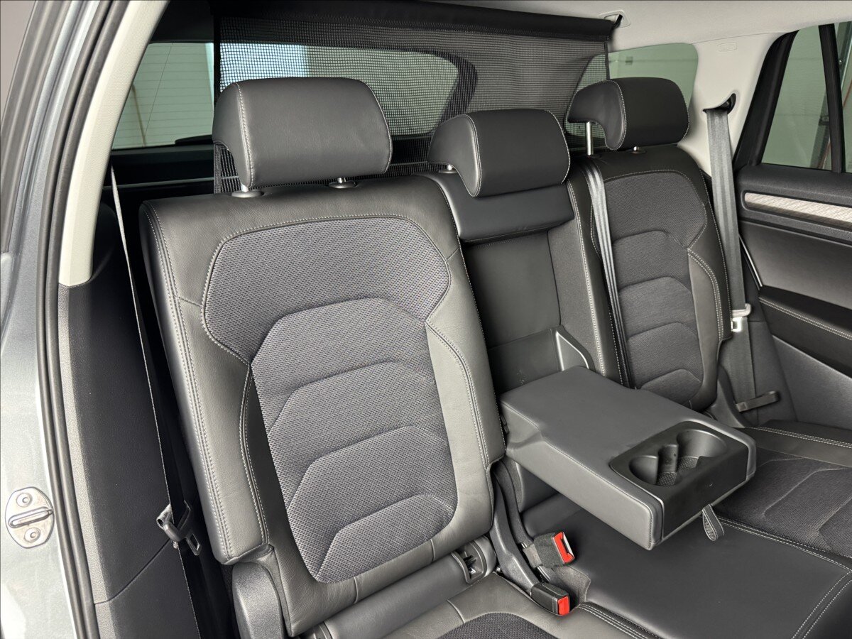 Škoda Kodiaq SUV / Terénní 1,5 l 110 kw