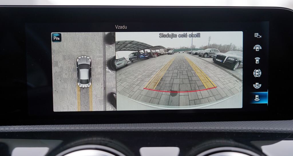 Mercedes-Benz CLA Sedan 2,0 l 340 kw