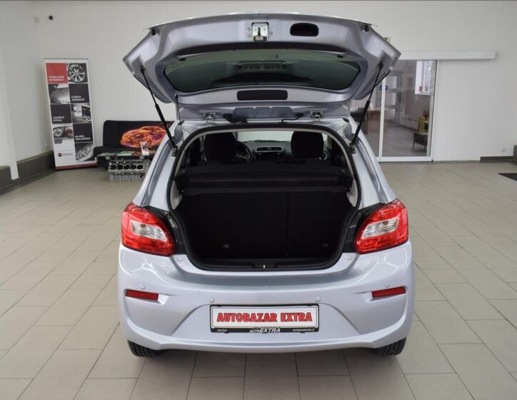 Mitsubishi Space Star 12