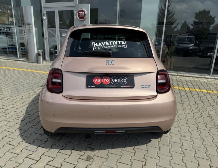 Fiat 500e 5