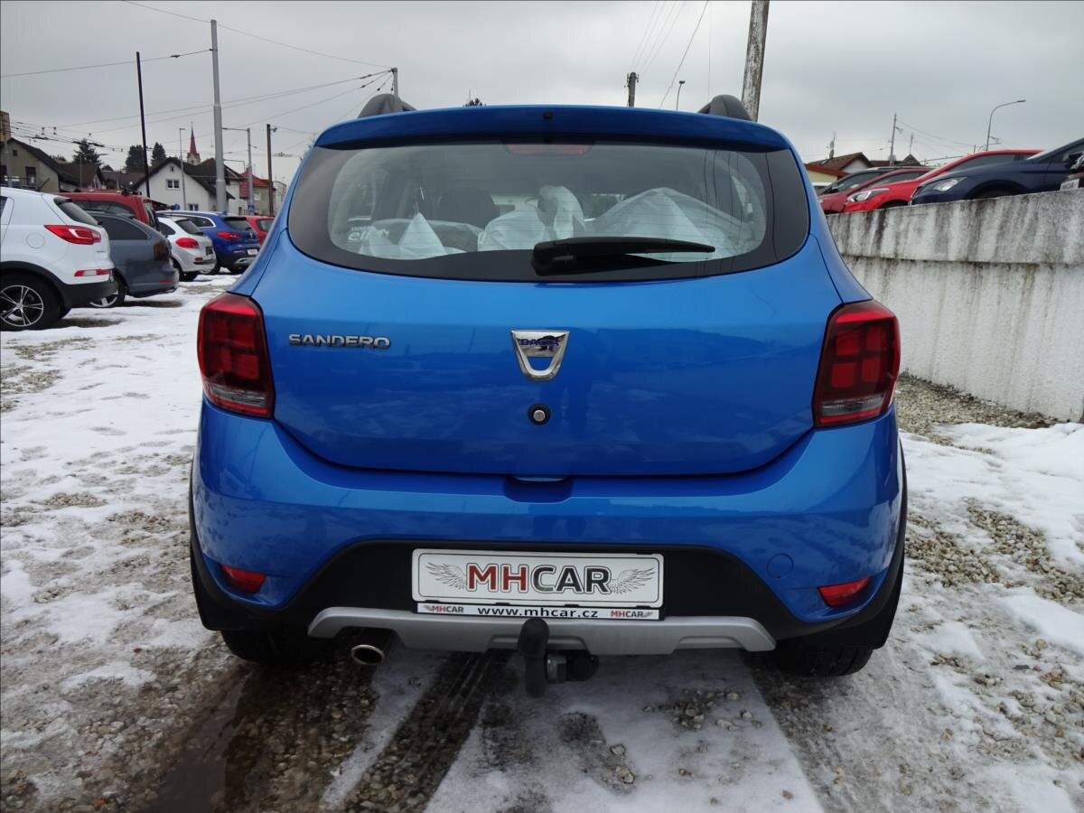 Dacia Sandero Hatchback 898,0 66 kw