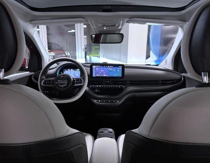 Fiat 500e 17