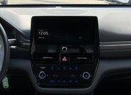 Hyundai IONIQ 13