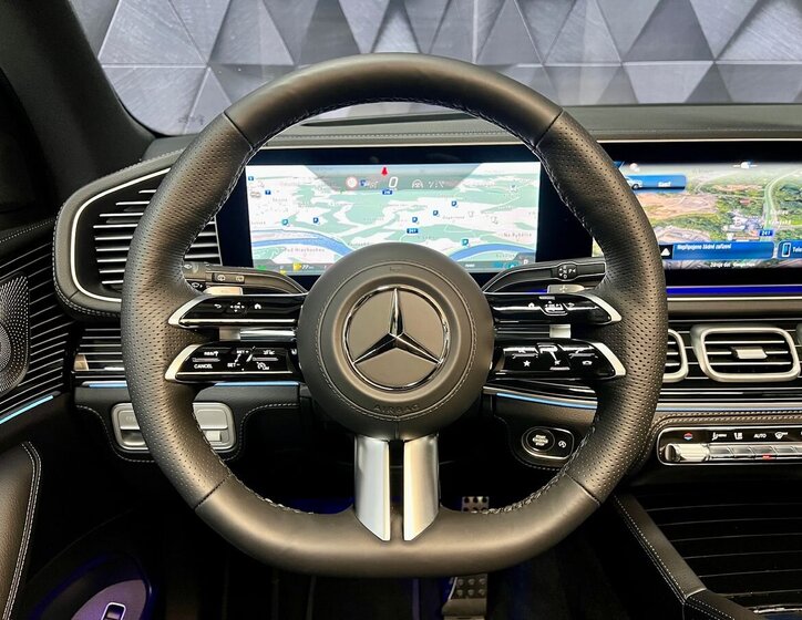 Mercedes-Benz GLS 12