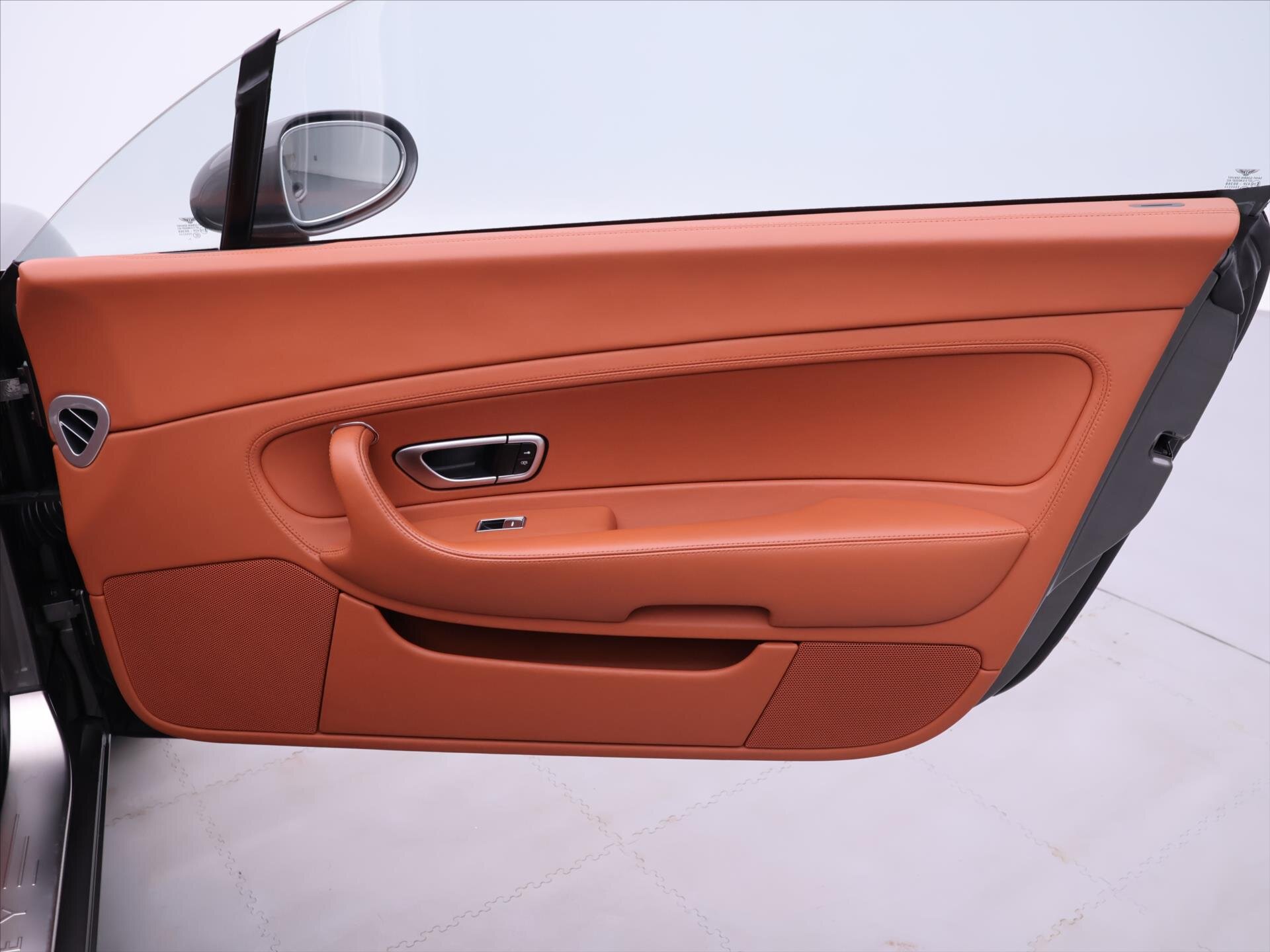 Bentley Continental GT Kupé 6,0 l 412 kw