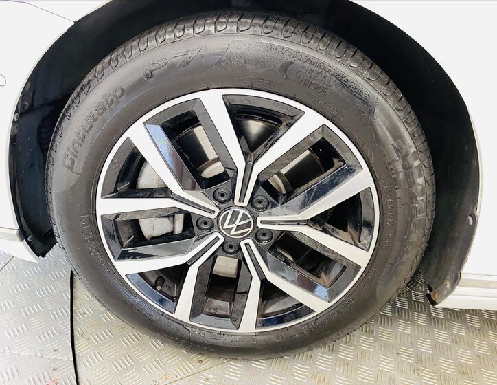 Volkswagen Passat 29