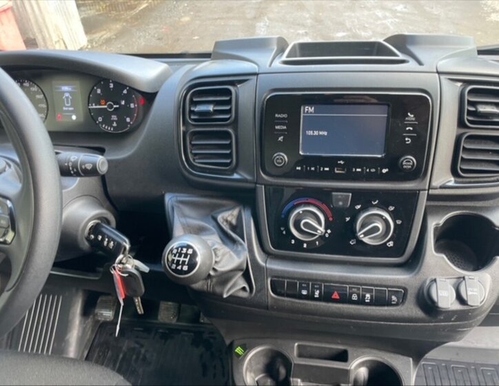 Toyota Ostatní Skříň 2,2 l 88 kw