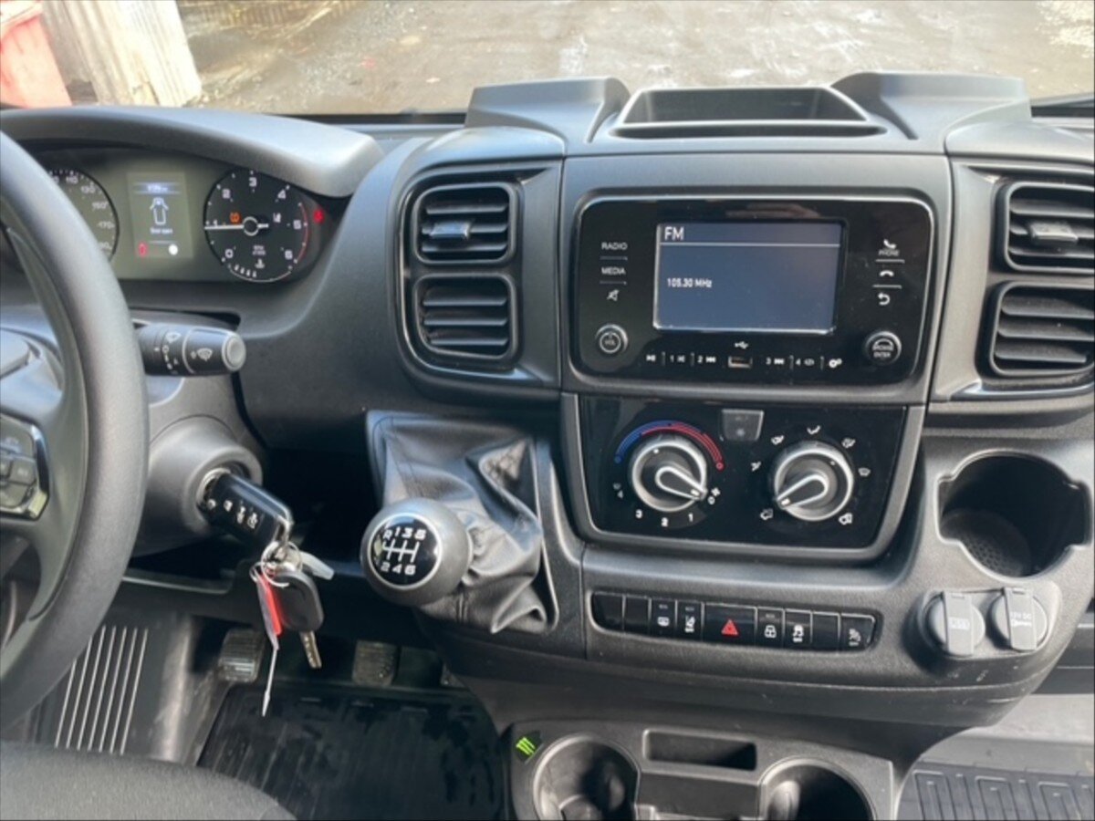 Toyota Ostatní Skříň 2,2 l 88 kw