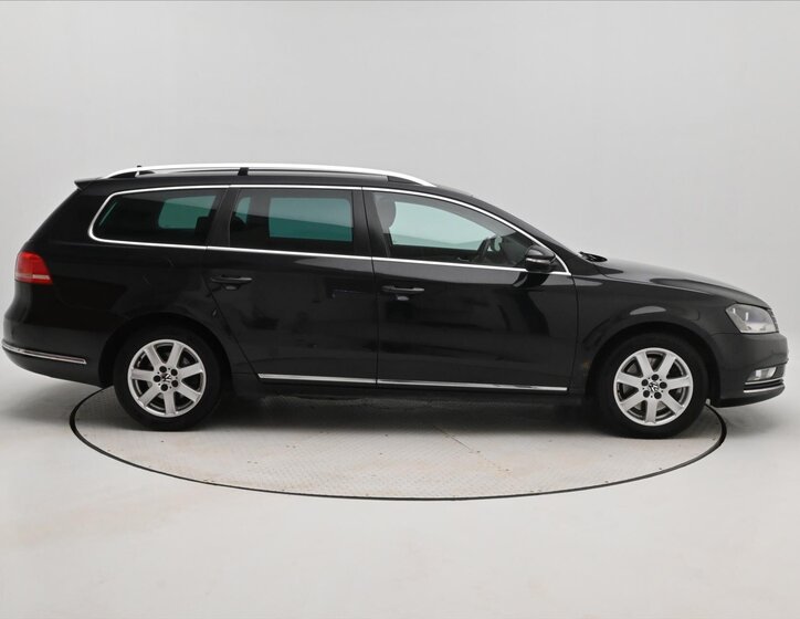 Volkswagen Passat Kombi 1,6 l 77 kw