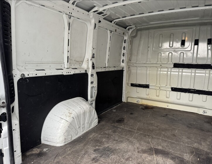Peugeot Boxer 21