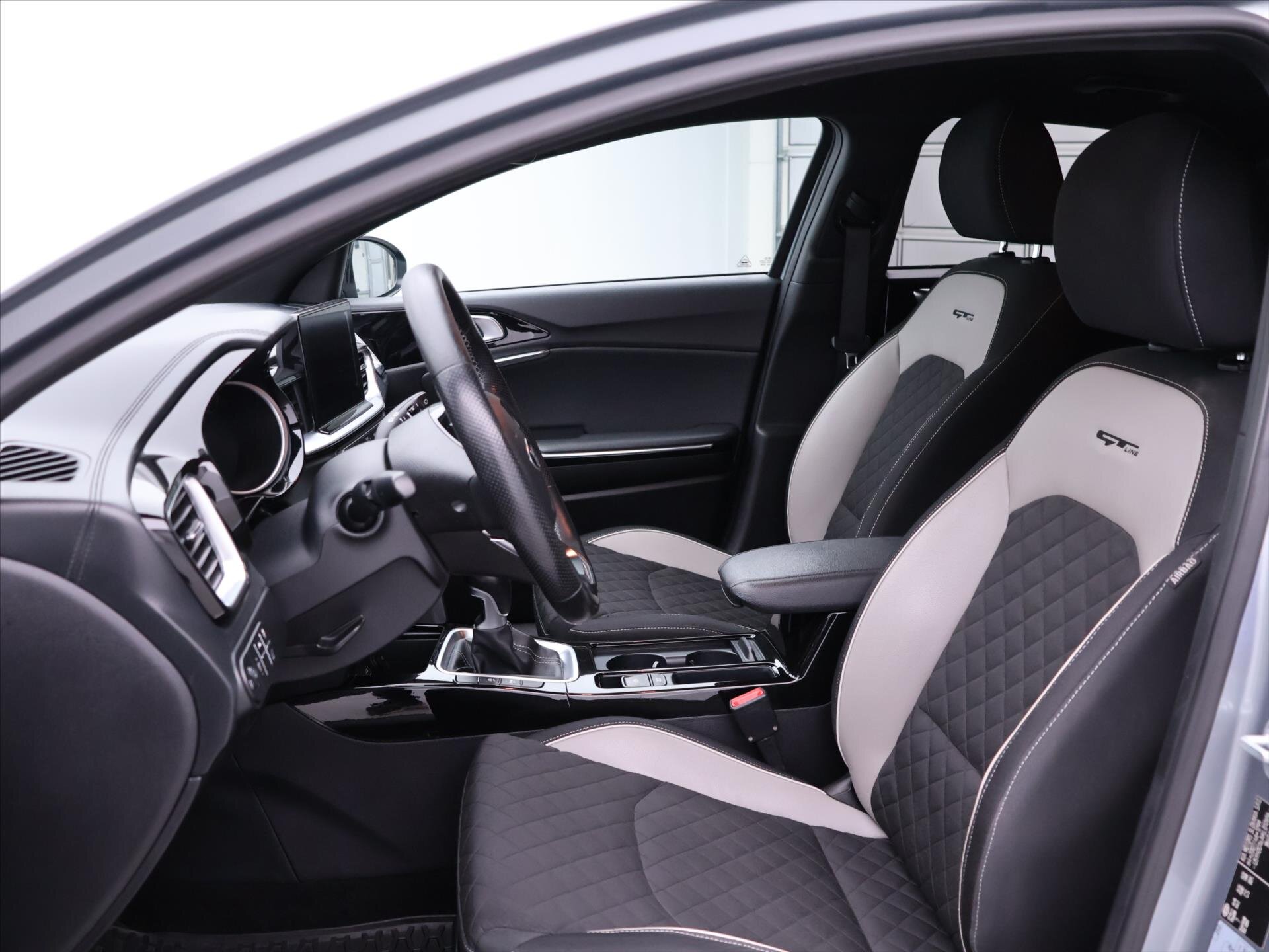 KIA ProCeed Kombi 1,4 l 103 kw