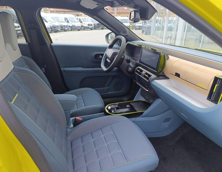 Fiat Grande Panda Hatchback 1,2 l 81 kw